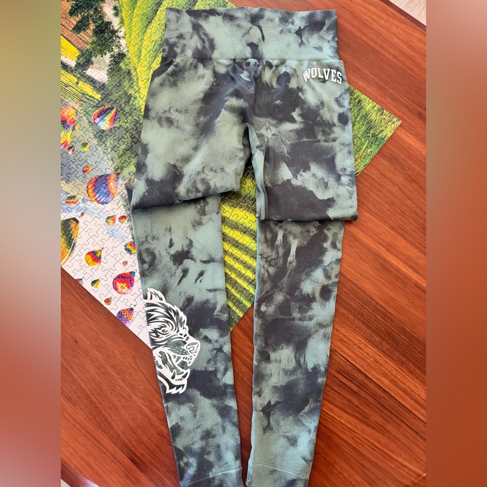 Darc Sports She Wolf Loyalty Everton Seamless Leggings Ivy Green Marble Small